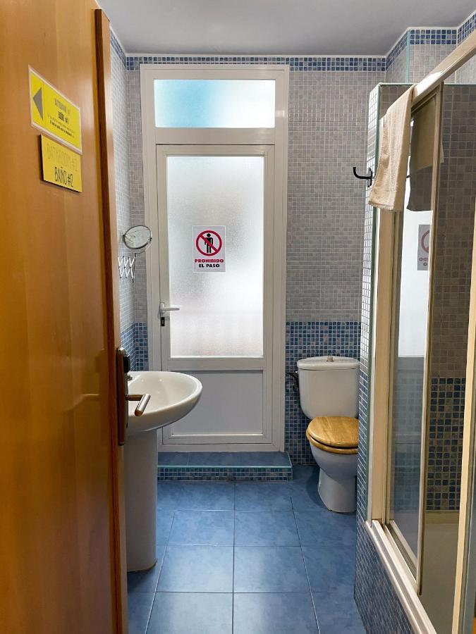 Az The Bridge Hostel - Coliving Zaragoza Buitenkant foto